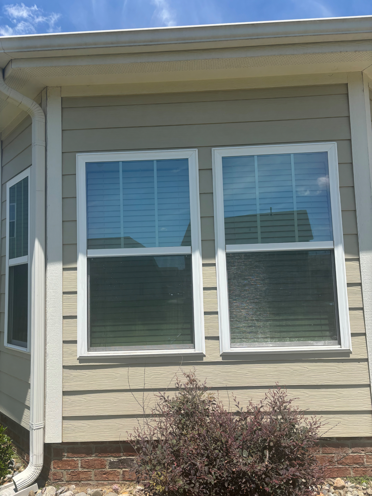 Crystal-Clear Bay Windows