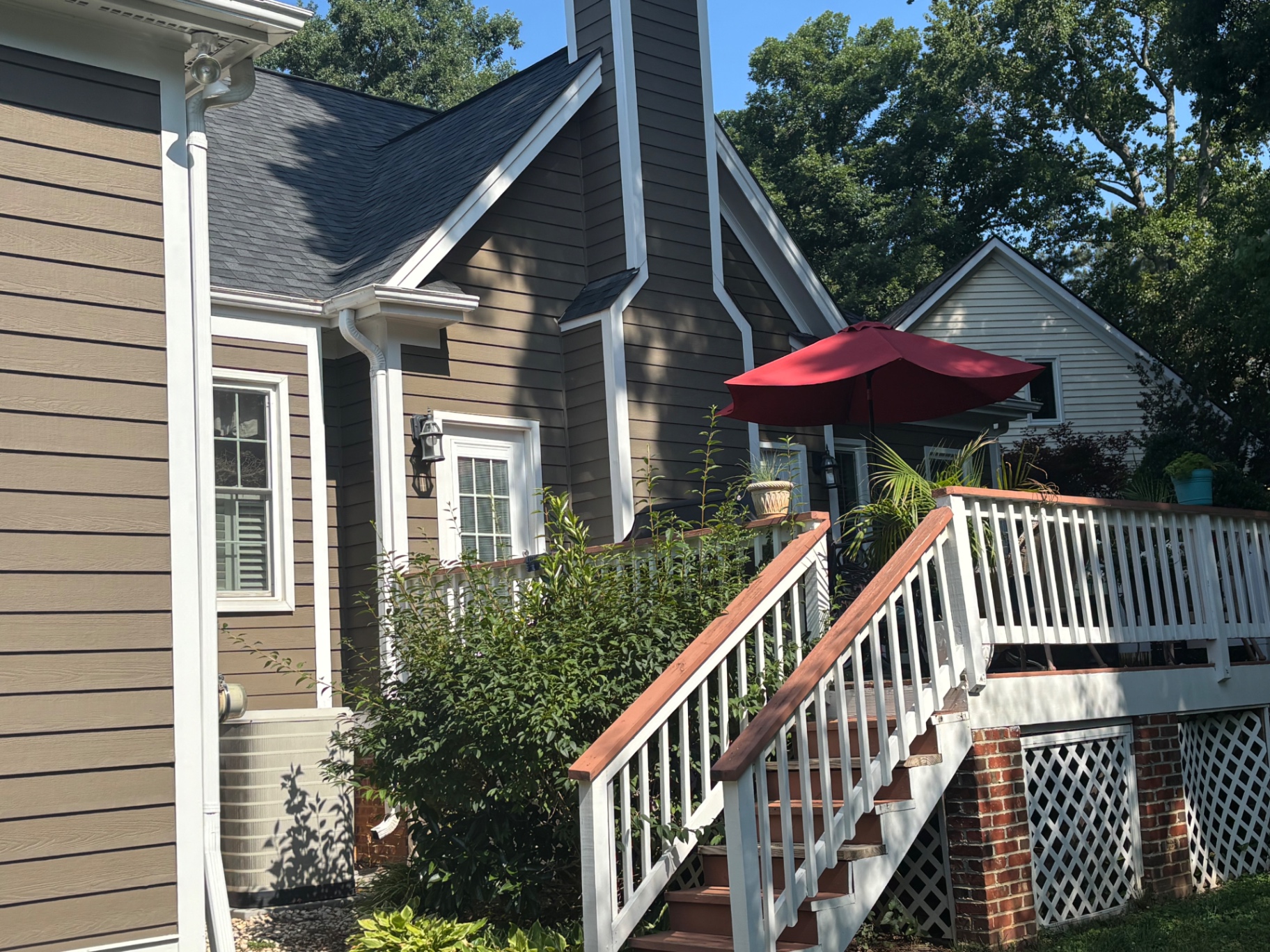 Deck-Side Windows